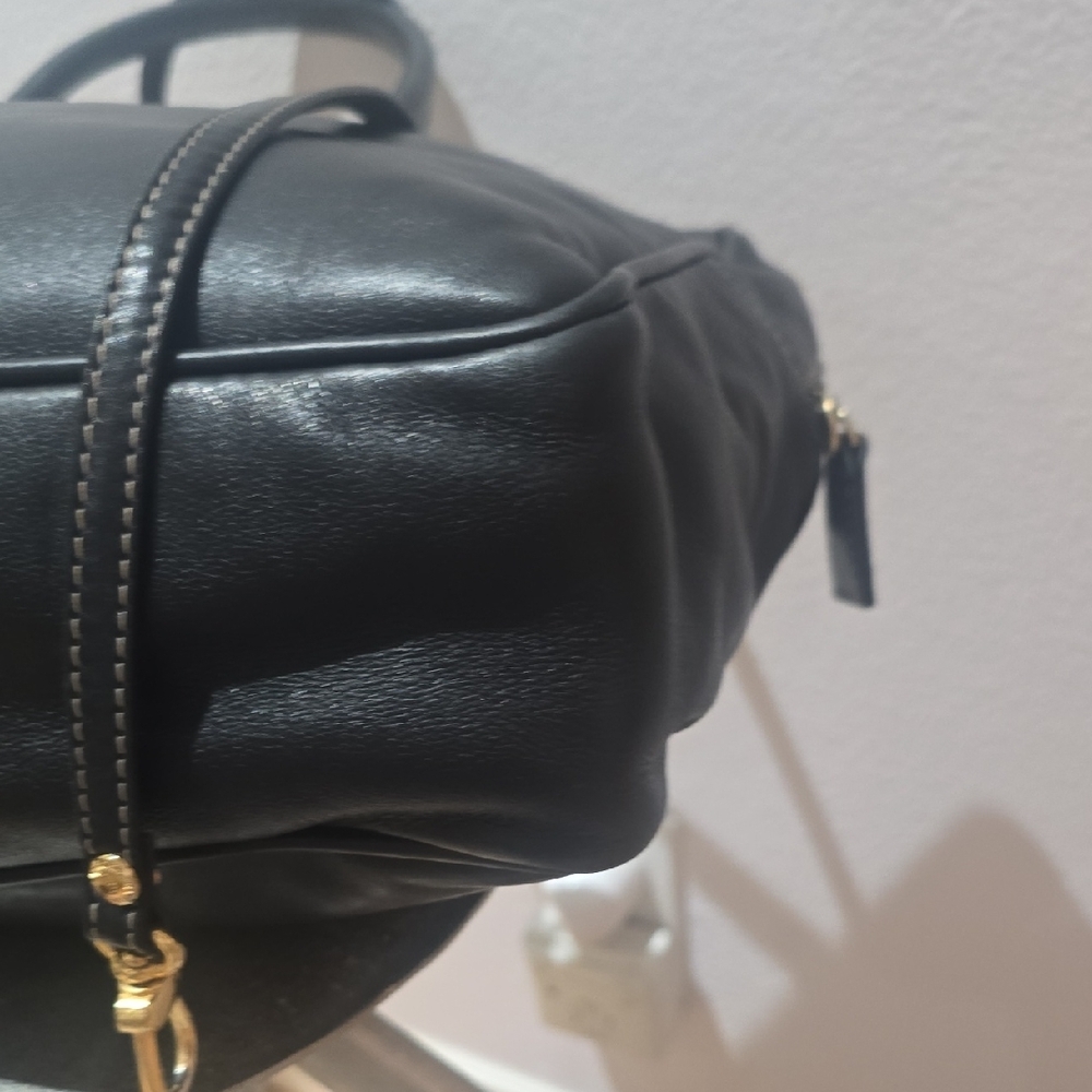 Fendi Black Leather Ventage Handbag with Gold Accents Authentic - Picture 5 of 16